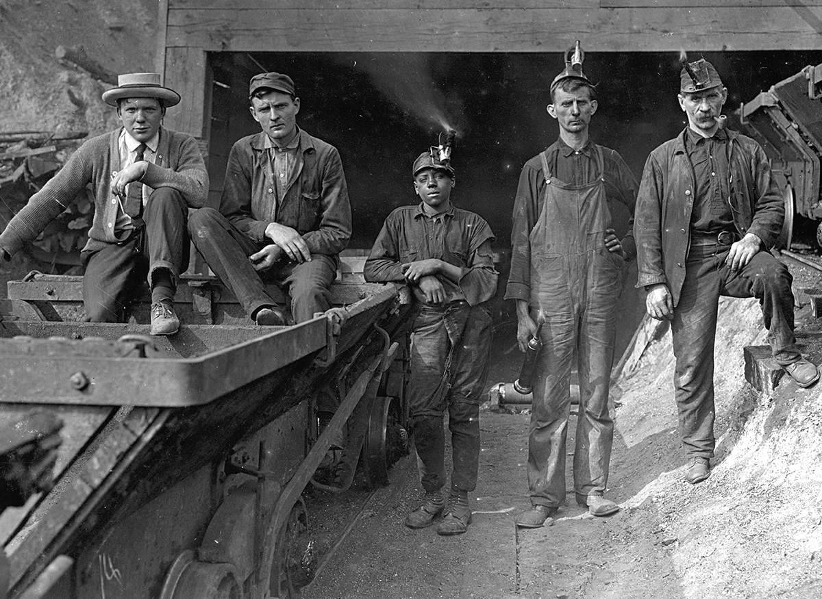 Битва у горы Блэр: как американцы бомбили своих шахтёров