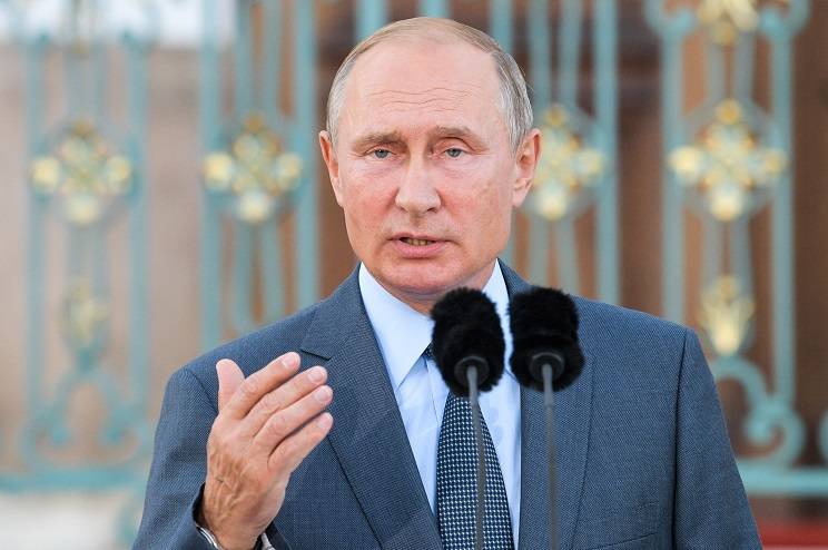 Путин призвал военные ведомства разных стран укреплять партнерство