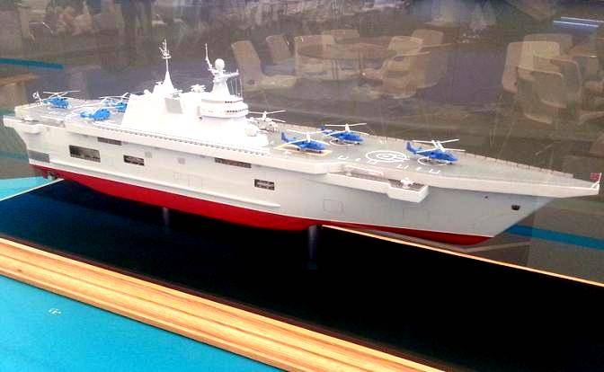 Флот штормит: УДК «Прибой» выйдет в море еще не скоро