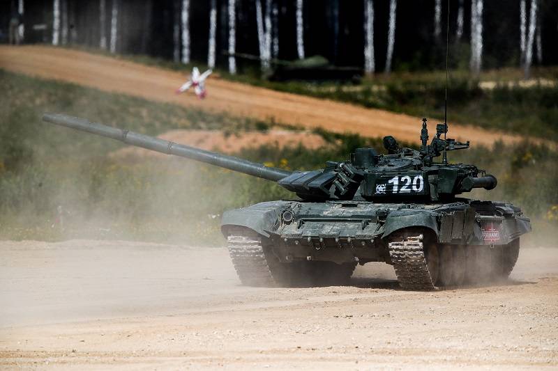 Все танковые части Южного военного округа оснащены новыми машинами Т-72Б3