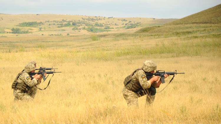 ВСУ обстреливают Донбасс, прячась за иностранными волонтерами