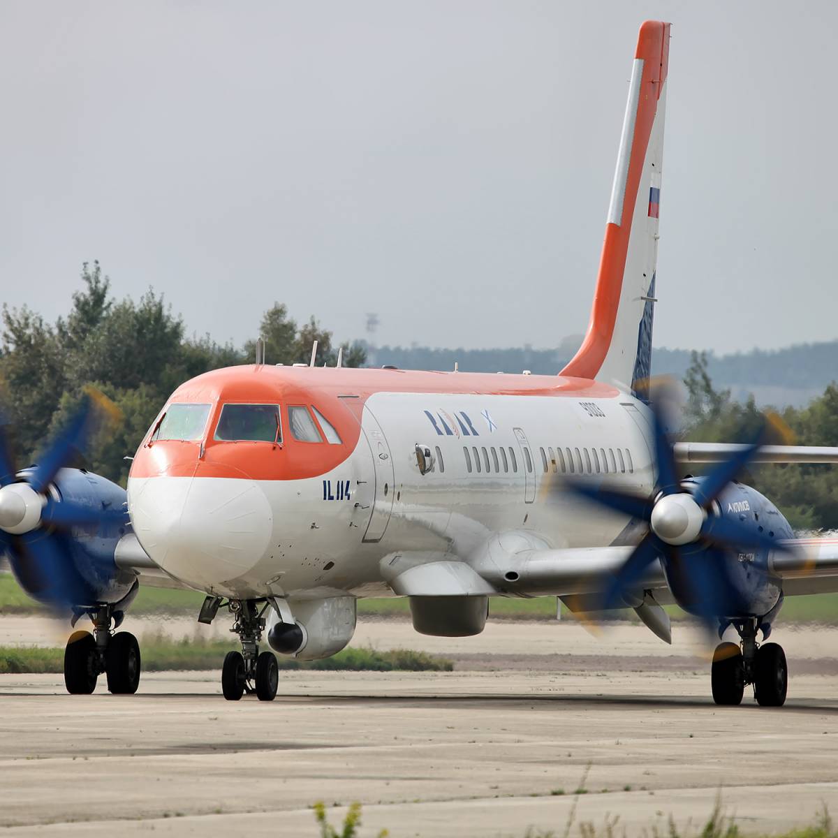 На базе Ил-114-300 могут создать самолет радиоэлектронной борьбы