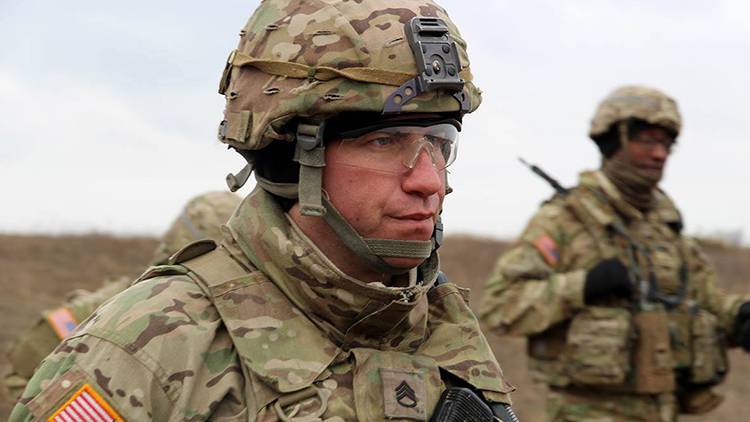 НАТО заходит на Украину: США готовят украинские военные кадры