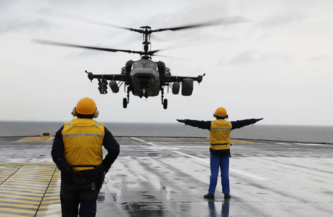 «Аллигатор» идет в море: корабельная версия Ка-52 заканчивает испытания