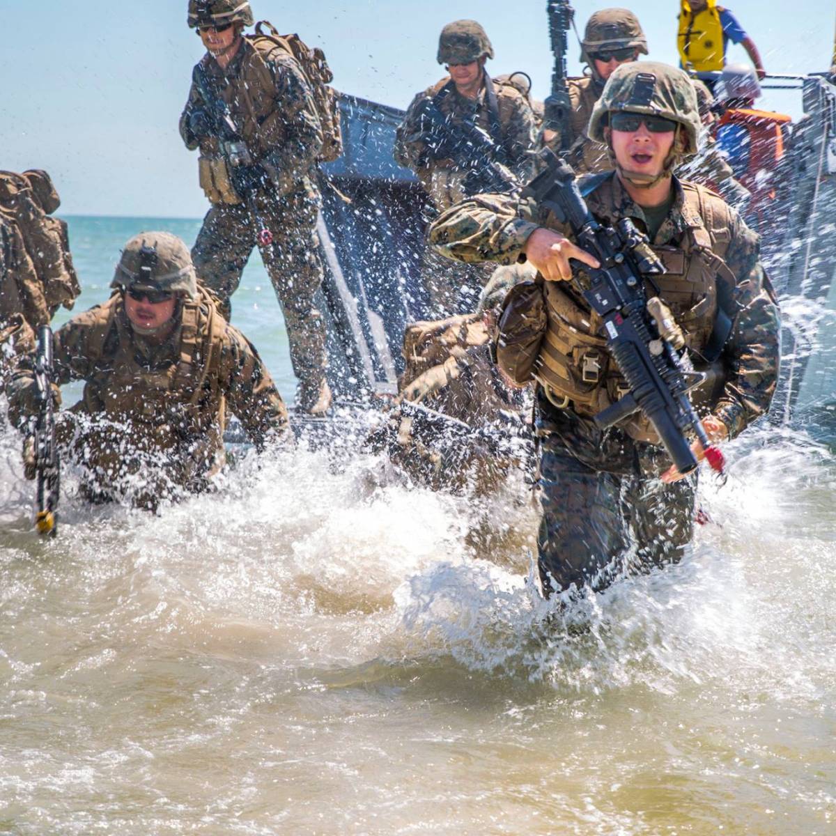 Удар с моря: ВСУ вместе с американцами готовятся к наступлению на Донбасс