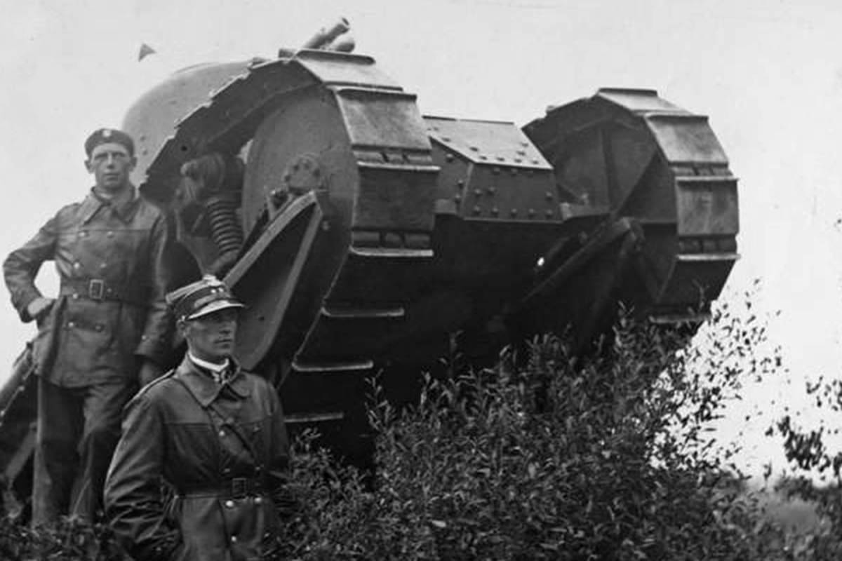 Приключения «Рено» в Польше: танковый апгрейд и последний бой в Бресте