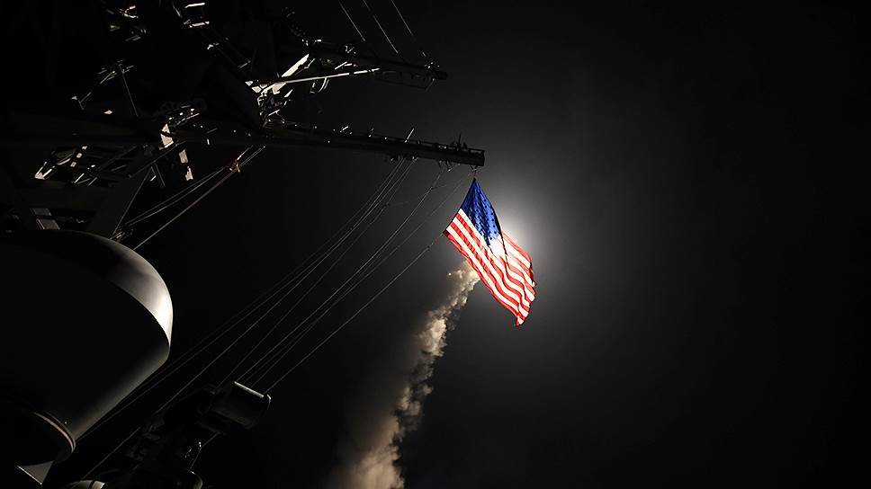 Военные сценарии США в Сирии: Запад дает понять, что для удара всё готово
