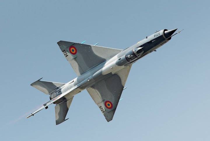 Подарок для Путина: что известно об истребителе МиГ-21