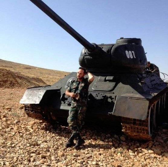 "Джеймс Бонд": рабочий Т-34-85 засветился на фото в Сирии