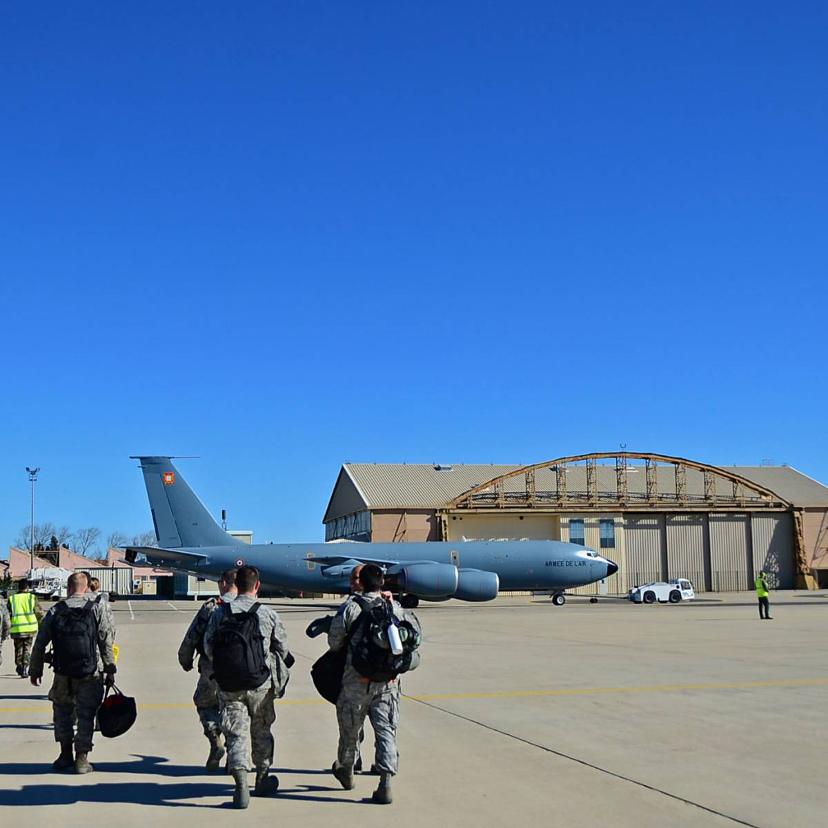 Тихо и незаметно для всех: США ушли с авиабазы на Кипре