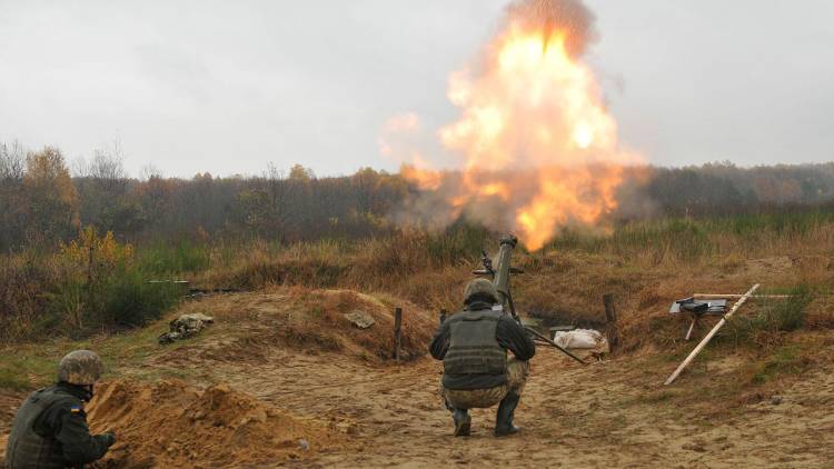 ВСУ бьют с воздуха по ЛДНР, украинские диверсанты прорывают фронт