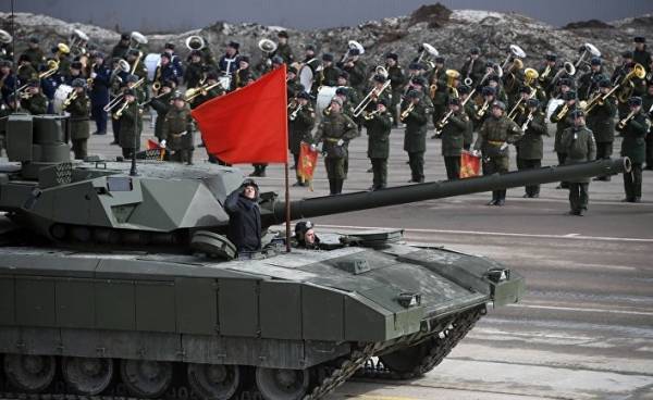 Отправятся ли российские танки Т-14 «Армата» в Индию?