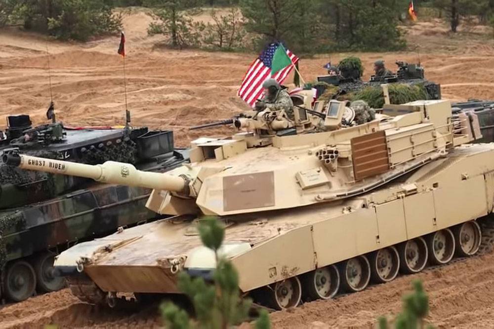 Бронетанковая немощь: страны НАТО пригнали на учения всего 17 танков