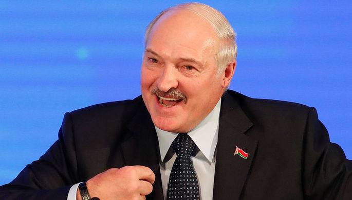 Лукашенко — Москве: Давайте ракеты, а ваши базы не нужны