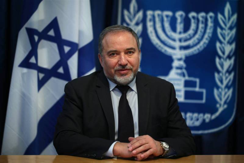 Капитуляция перед ХАМАС: Министр обороны Израиля ушел в отставку