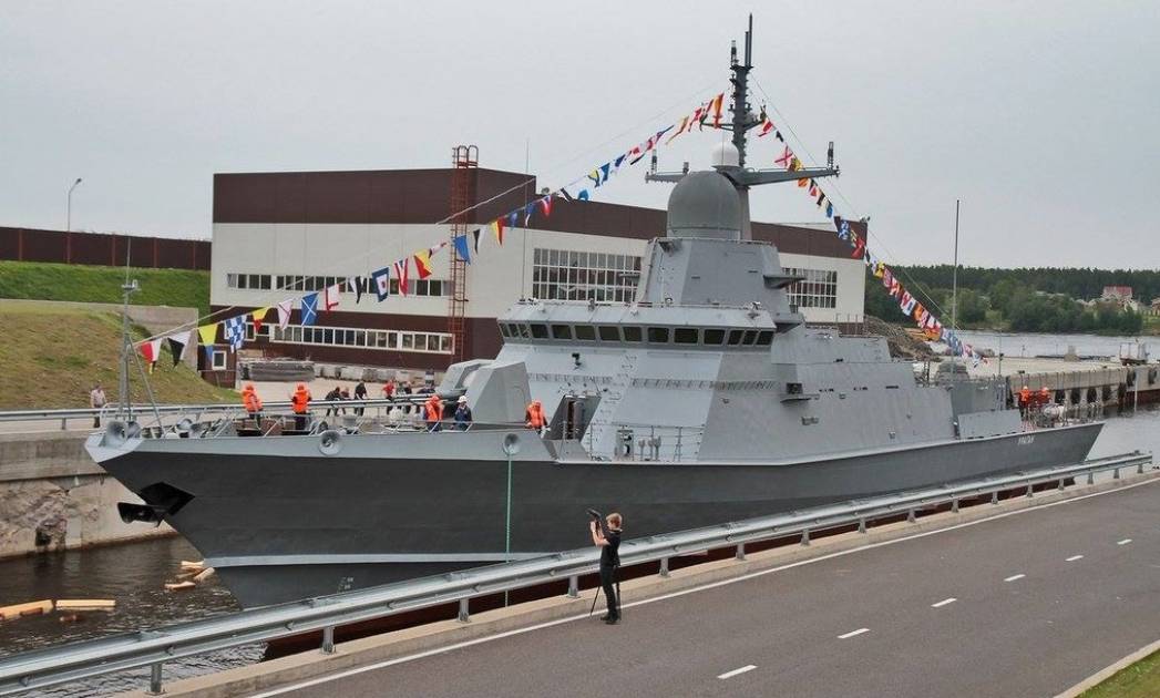Носитель «Калибров» готов: новый корабль «Тайфун» в ожидании теста