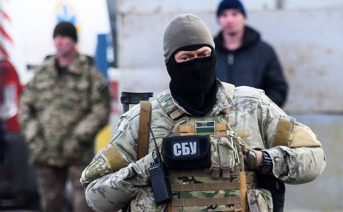 Солдаты ВСУ и сотрудники СБУ похищают детей жителей Донбасса