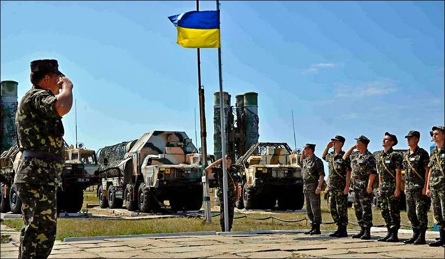 Киев готовится к большой войне: ВСУ стянули к Донбассу С-300 и «Буки»