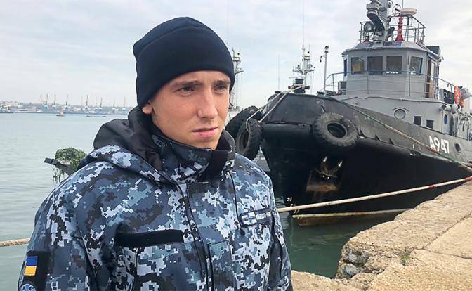 Дуэльная позиция: Украинский флот вышел в Азов застрелиться