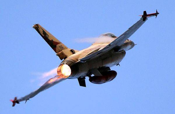 Русские С-300 в действии: сбили ли в Сирии израильский F-16?