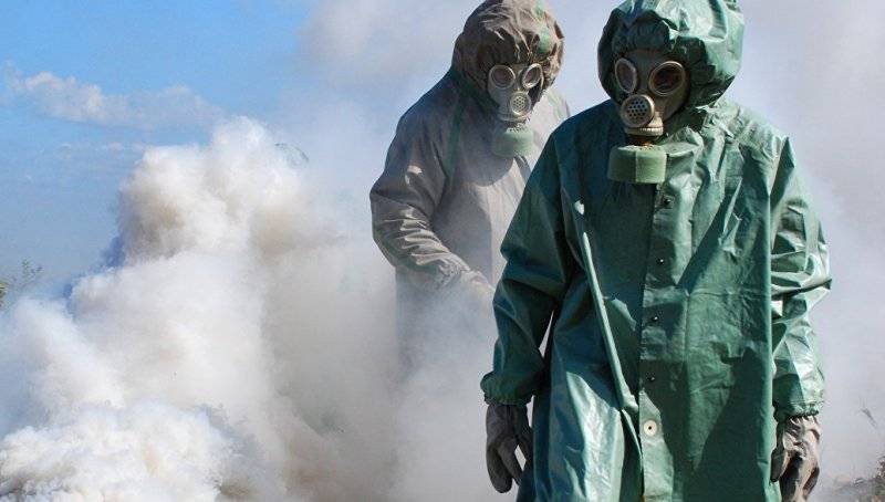 Киев может спланировать химическую атаку по сценарию «белых касок»