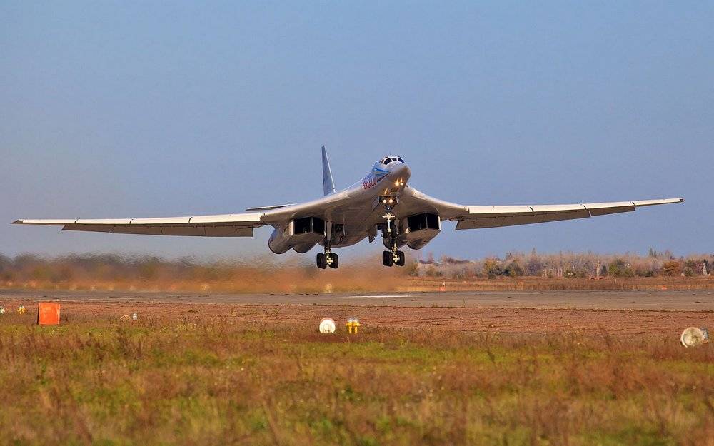 Стало известно о цели прибытия Ту-160 в Венесуэлу