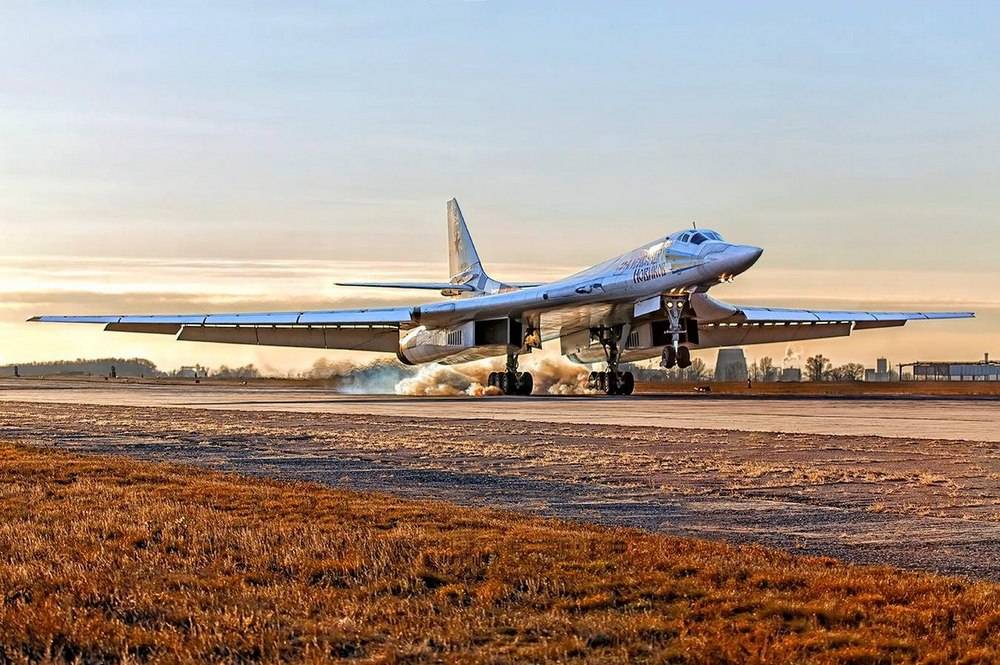 Ту-160 вернут с карибского побережья в Россию