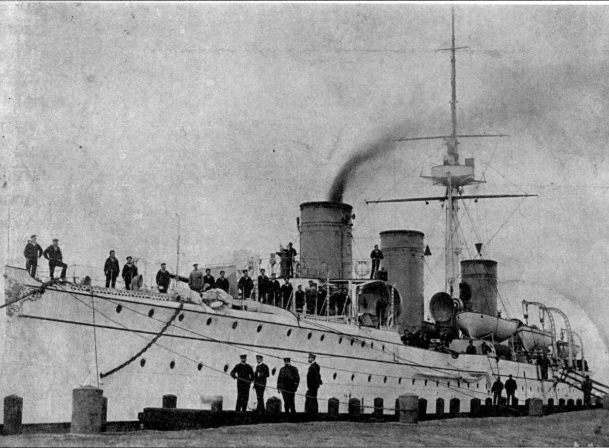 Бронепалубная молния. Крейсер II ранга "Новик": стоимость и эффективность