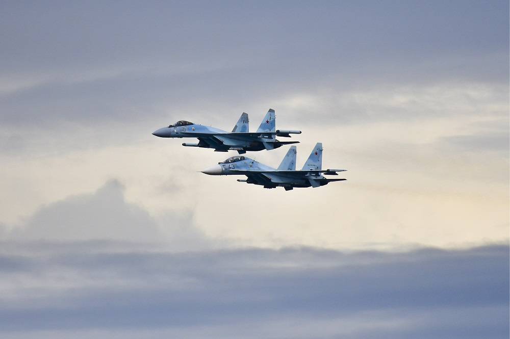 10 истребителей Су-27СМ и Су-30М2 вернутся на авиабазу в Крым