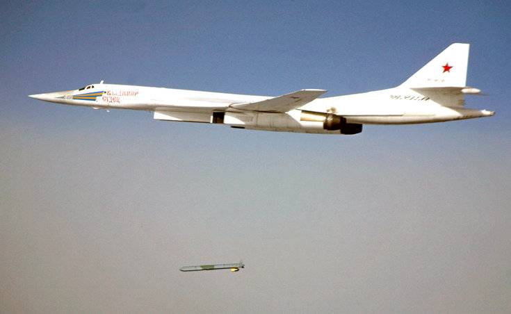 Впервые в истории: Ту-160М произвел групповой пуск 12 ракет Х-101