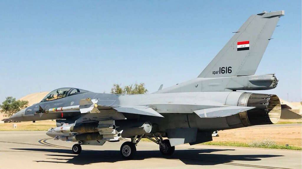 Сирийские маневры ВВС Ирака: ИГ в Дейр-эз-Зоре оказалось в сложной ситуации