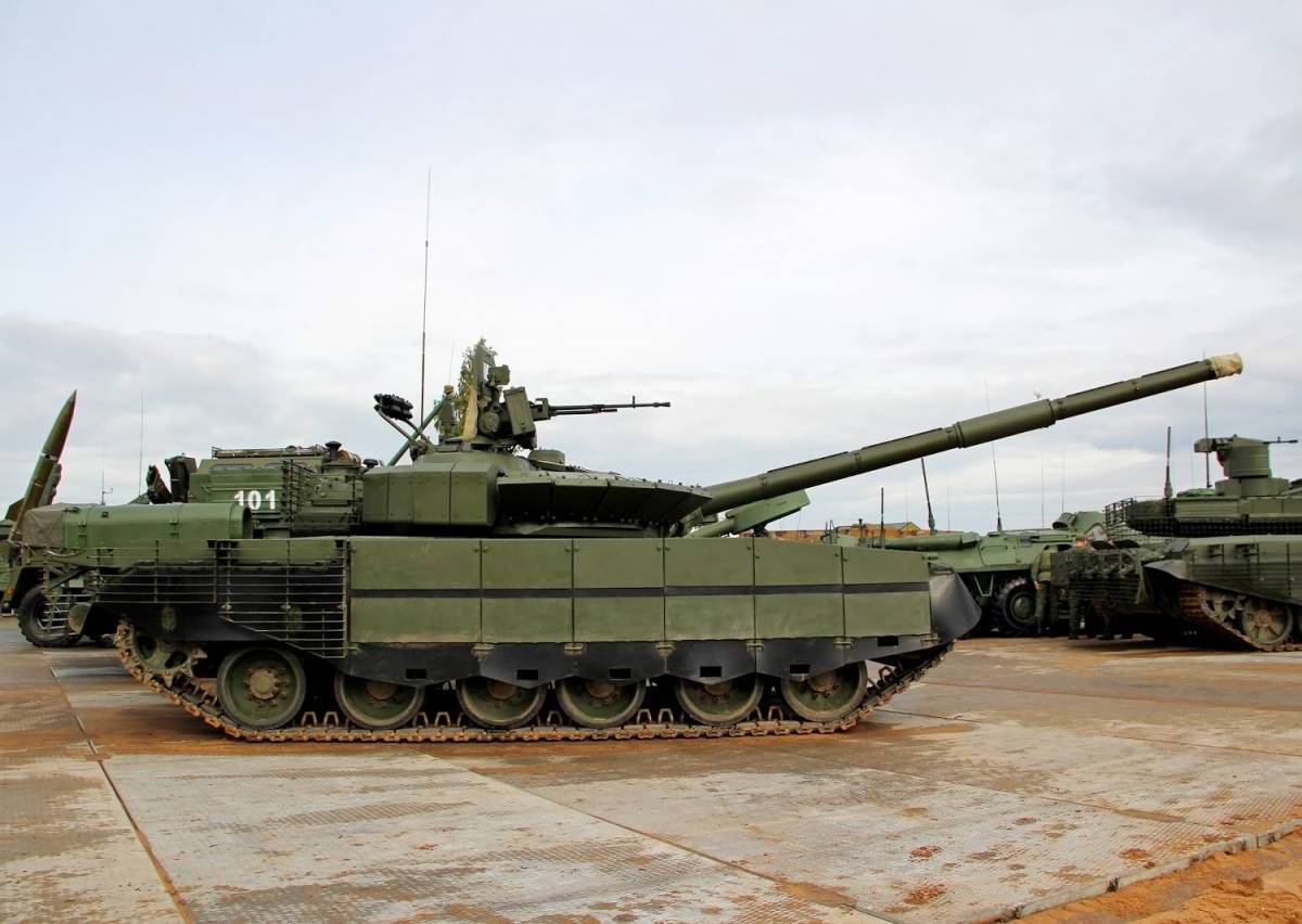 Вместо «Арматы» - обновленный Т-80БВМ: РФ использует практику США