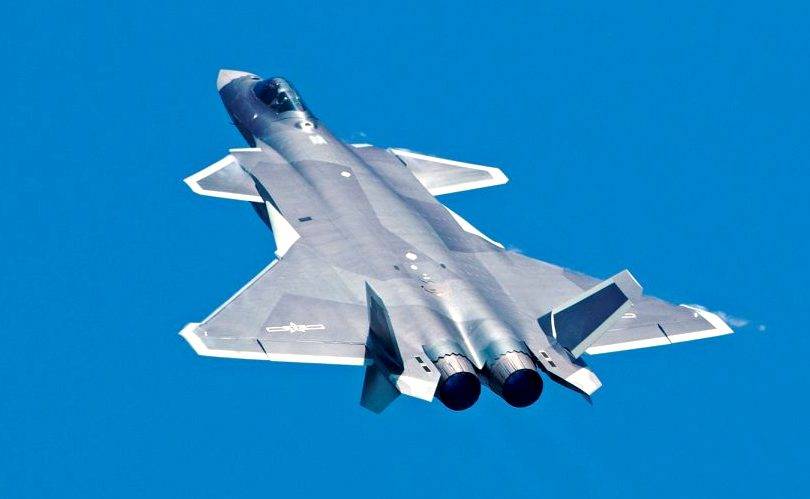 Китайский J-20 теснит российские истребители