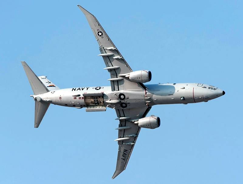 Самолет США P-8A Poseidon  шпионил вблизи российских баз в Сирии