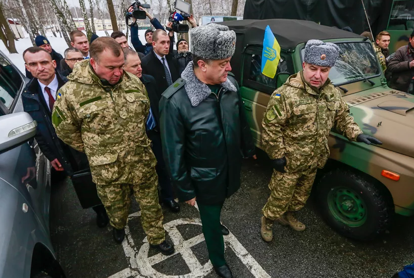 Порошенко и «Укроборонпром» снабжают ВСУ опасным оружием низкого качества