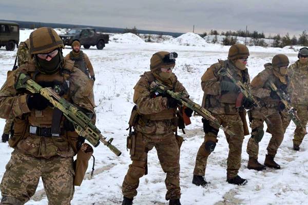 Киев забросил спецназ в ЛНР, комбриг ВСУ Шведюк открыл нефтяной бизнес