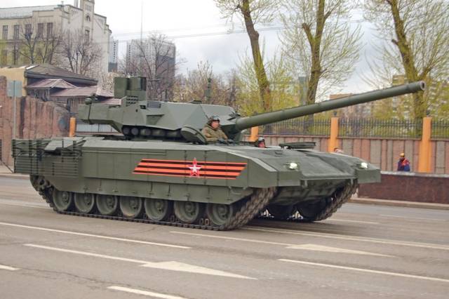 "Танк будущего" Т-14 повторит судьбу пятибашенного советского монстра Т-35