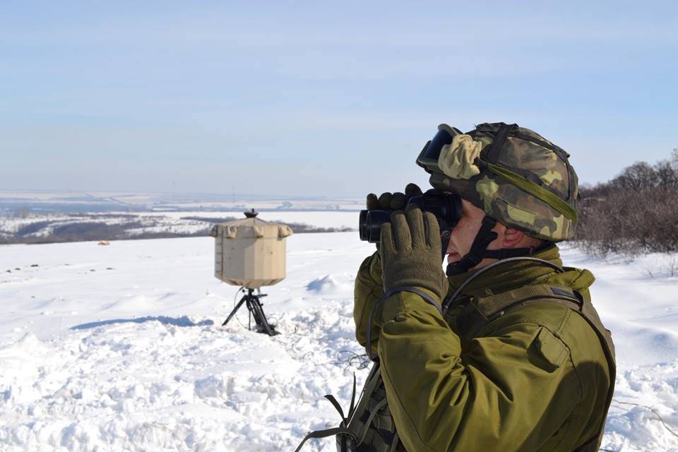 Разведка ЛНР заметила на Донбассе американские РЛС