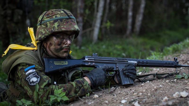 Какой автомат будет у эстонских солдат? Интрига сохраняется!