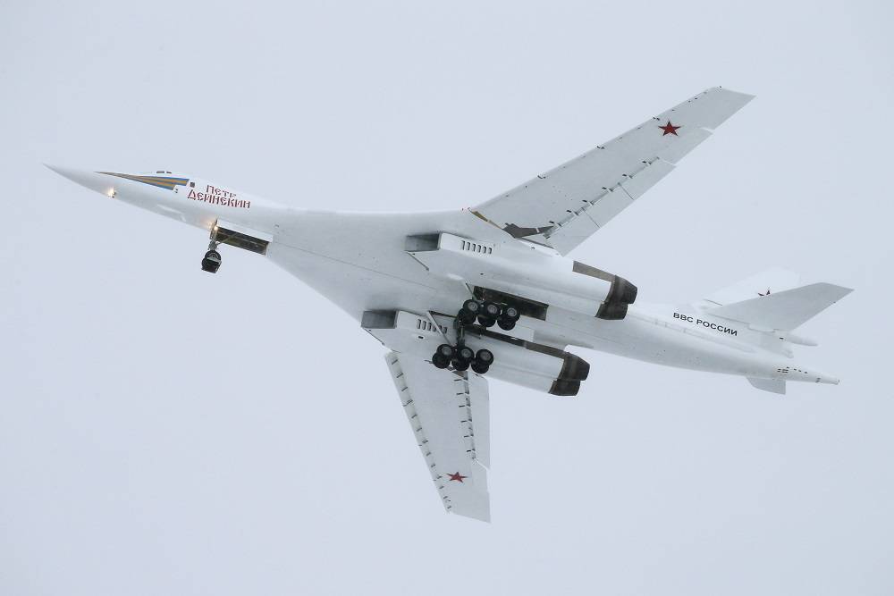 Военные получат первый серийный модернизированный Ту-160М в 2021 году
