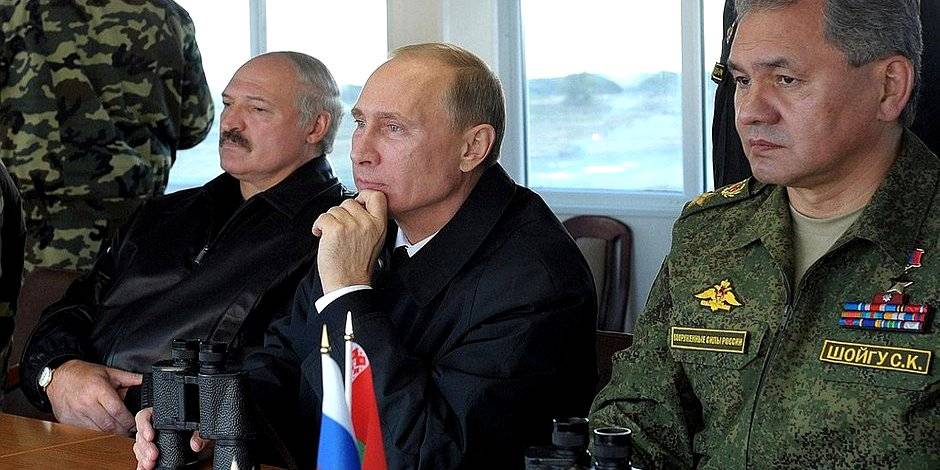 Минск боится, что Москва навяжет базу, если Польша будет бряцать оружием