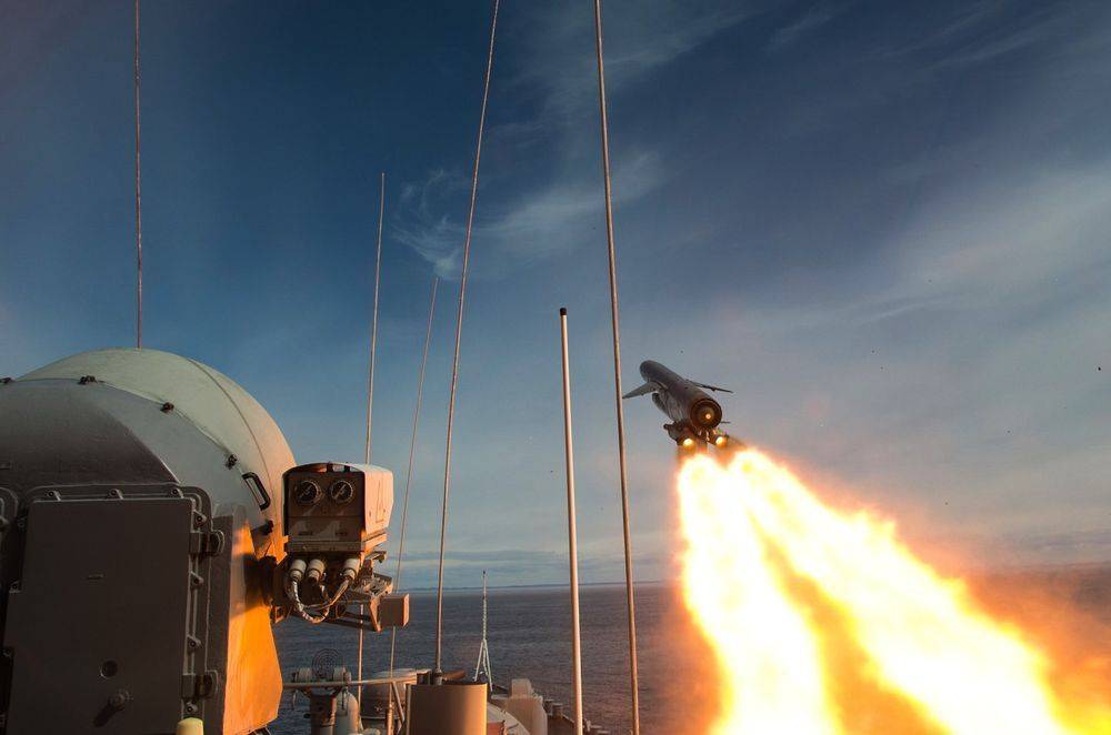 Адмирал сообщил, сколько Россия сможет запустить «Цирконов» по целям в США