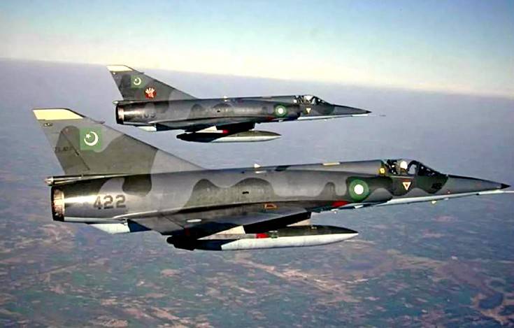 ВВС Пакистана нанесли удар по индийской армии, сбит истребитель F-16