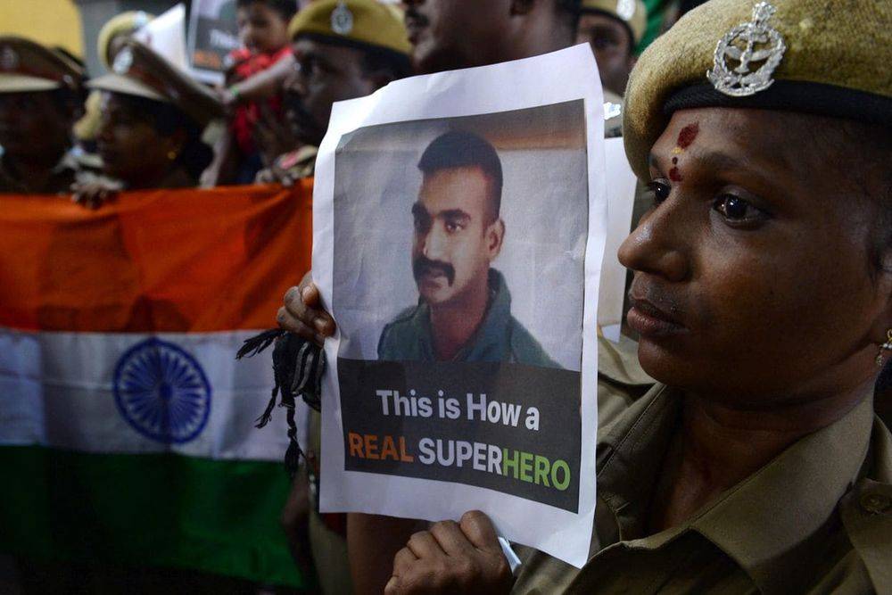 СМИ рассказали о пытках пленного индийского летчика в Пакистане