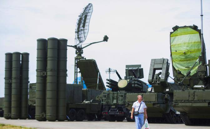 Пшеница против С-400: Россию выдавливают из лидеров по экспорту оружия
