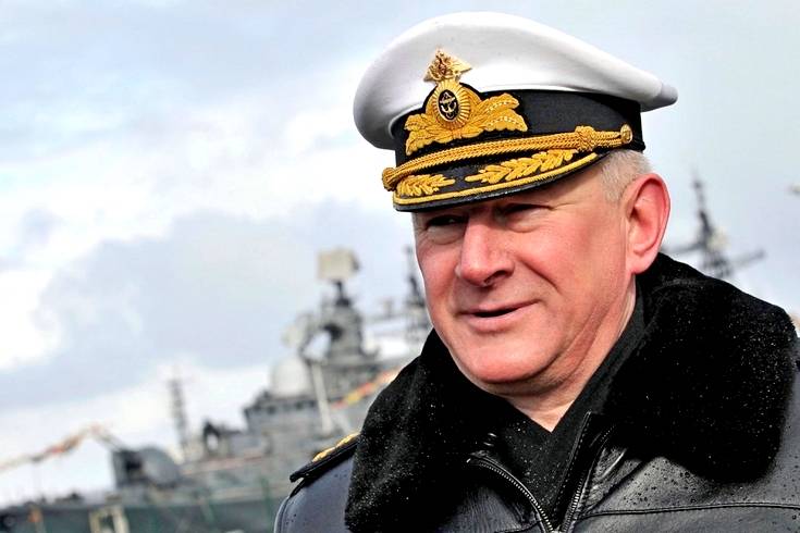 Командующий Северным флотом адмирал Евменов раскрыл зарплаты подводников
