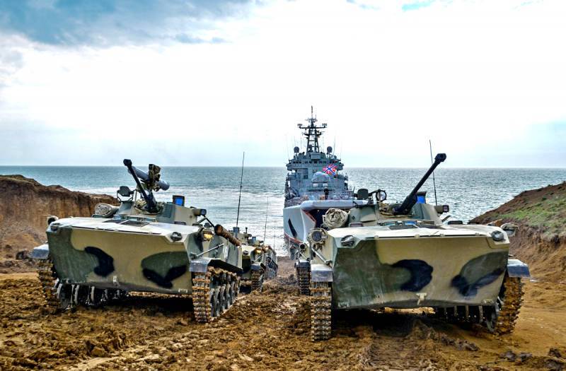 «Крепость Крым»: сколько российских войск размещено на полуострове