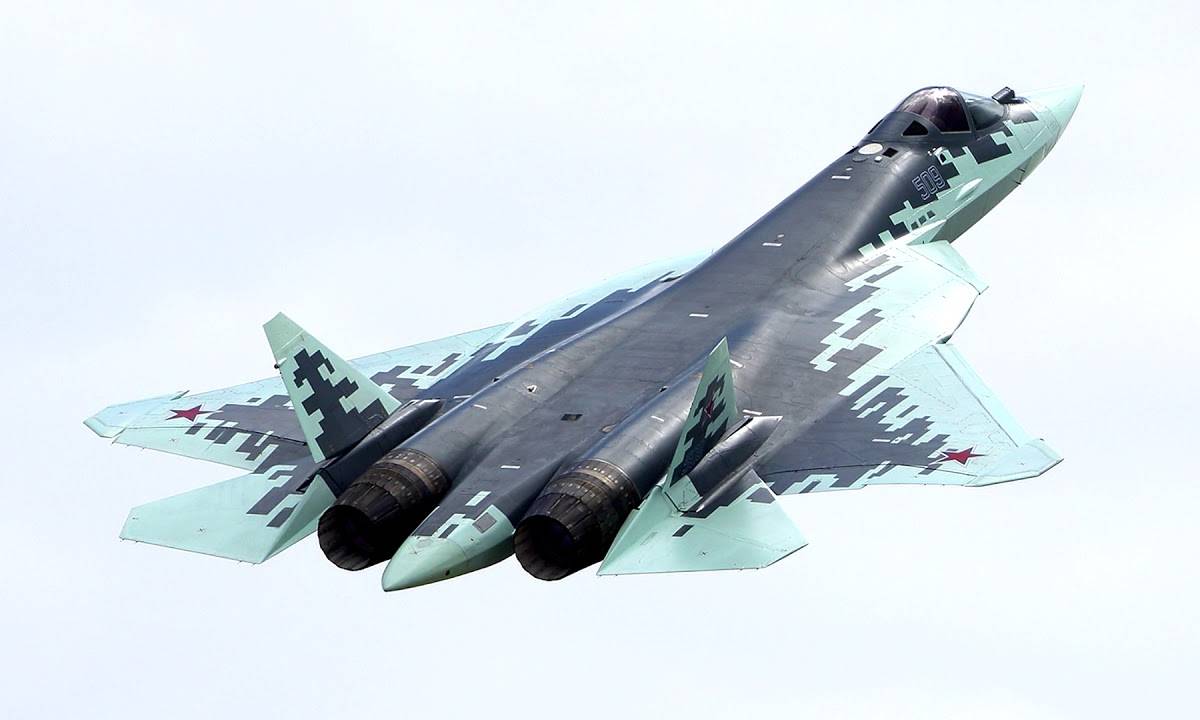 Российский Су-57 не дает покоя США