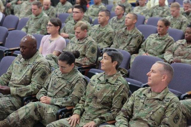Нерадужные перспективы. Почему Трамп запретил трансгендерам служить в армии