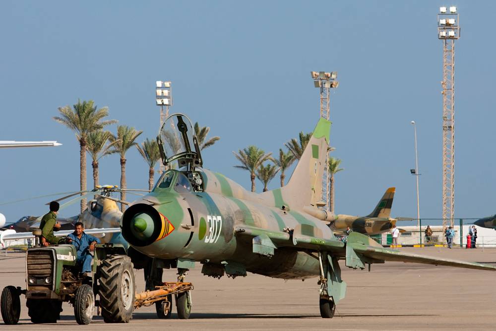 Воздушная война: Су-22М3 и МиГ-23 брошены в бой в Ливии